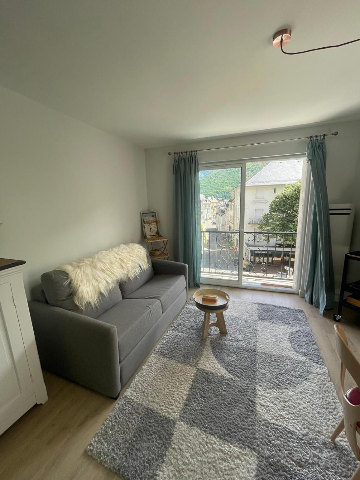 Un De Luchon, Avec Vue Sur Les Pyrenees Apartment Bagneres-de-Luchon